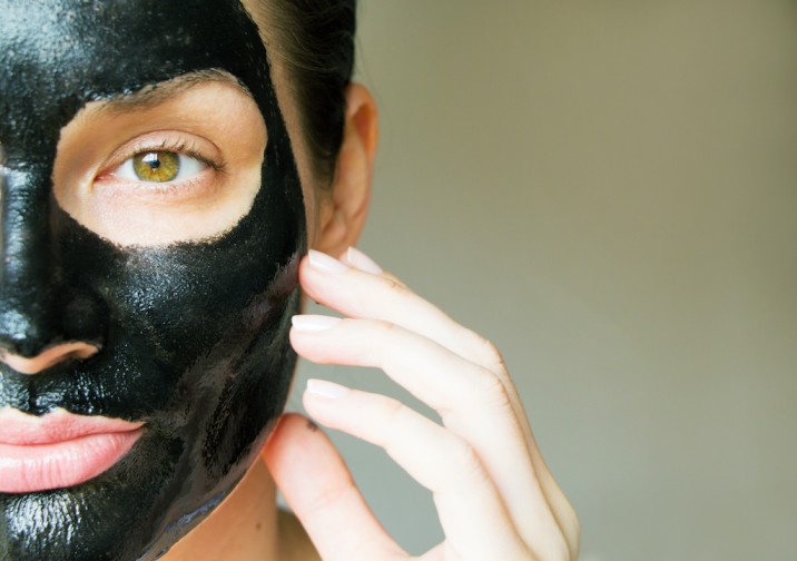 femme masque